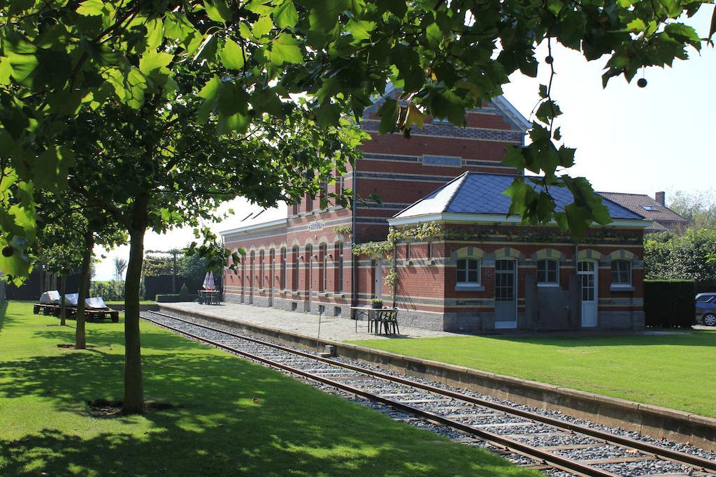 Station Racour Villa Landen Exterior foto